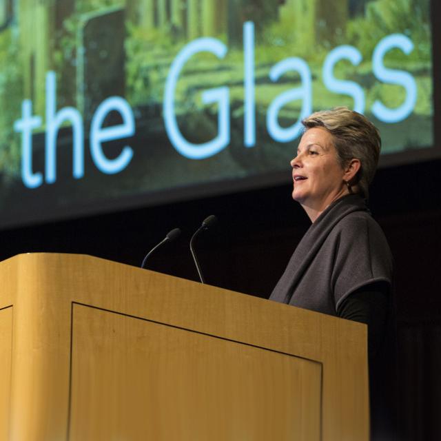CMOG's President, Karol Wight, introduces a Behind the Glass lecture
